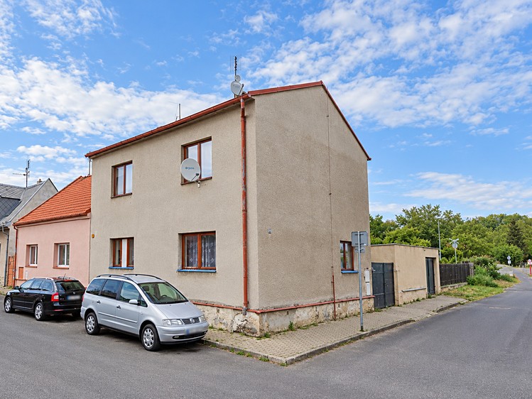 Haus zum Kauf, 160 m² (1 von 24)