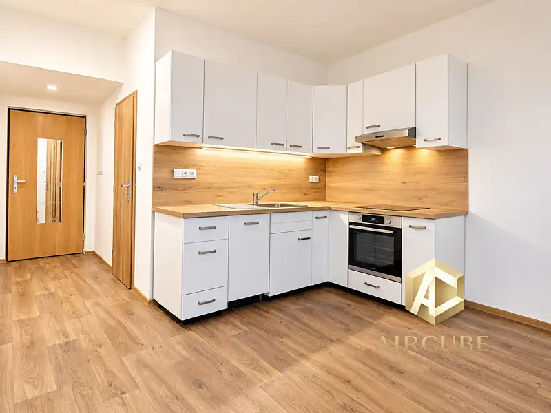 Pronájem bytu 2+kk 42 m², Praha – náhled fotky 2