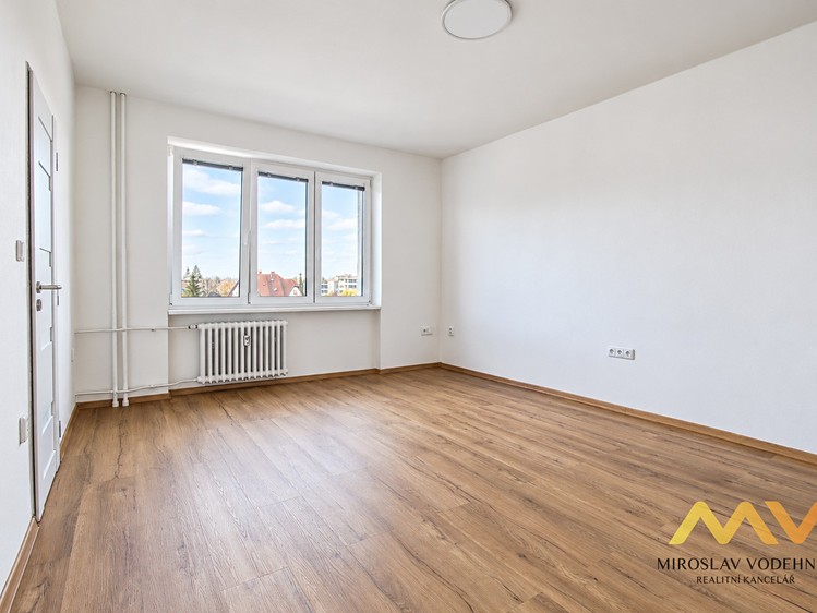 Pronájem bytu 2+1, 55 m² (5 z 15)