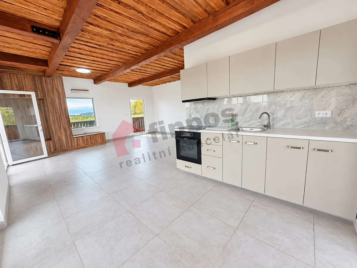 Pronájem bytu 3+kk 98 m²