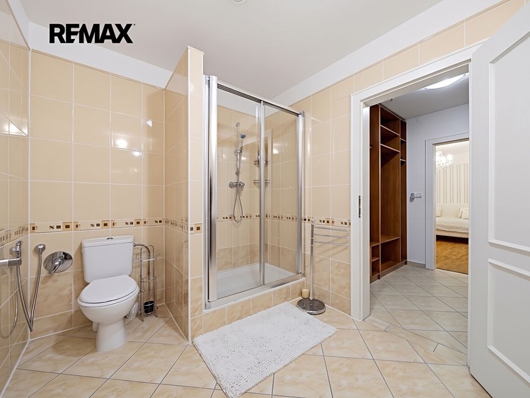 Квартира 3+1 на продаж, 141 м² (25 з 48)