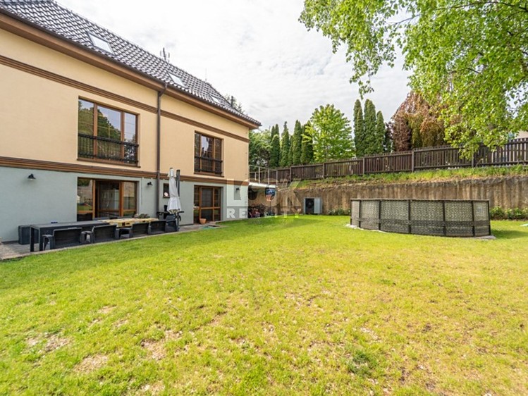 Haus zum Kauf, 438 m² (35 von 46)
