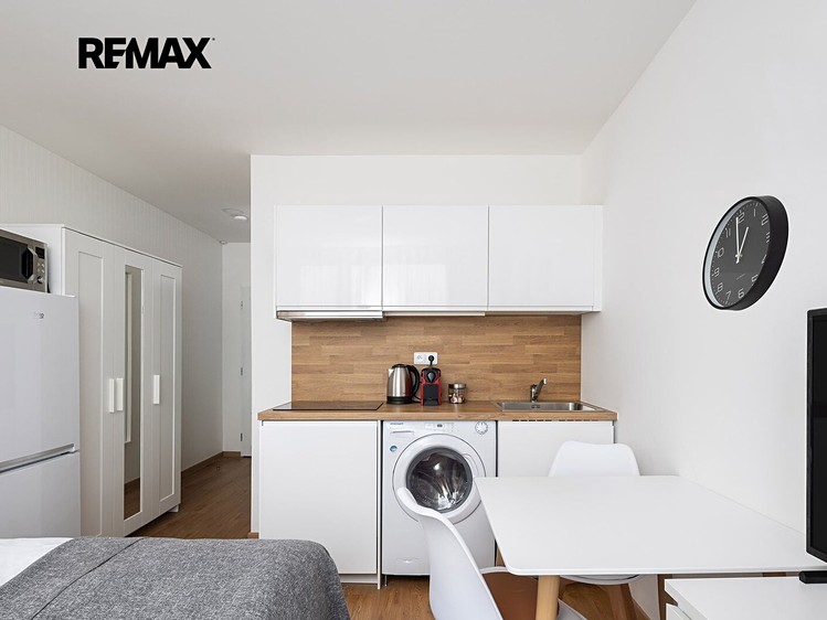 Квартира 1+kk на продаж, 20 м² (1 з 6)