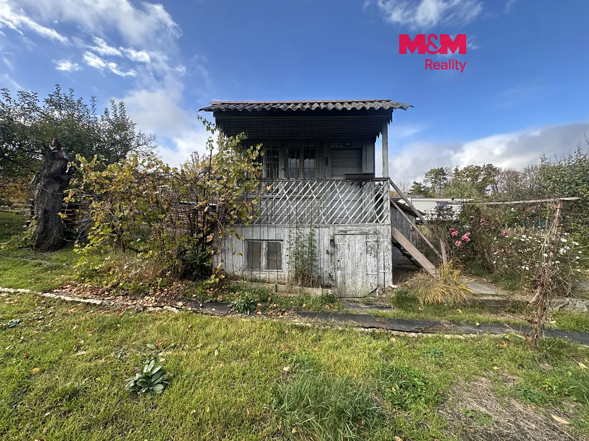 Prodej chaty 700 m², pozemek 685 m²