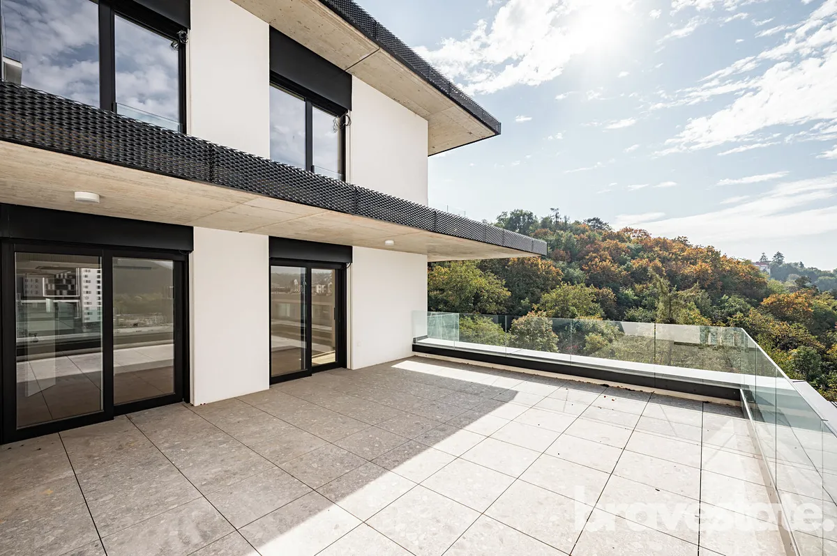 Pronájem bytu 4+kk 120 m²