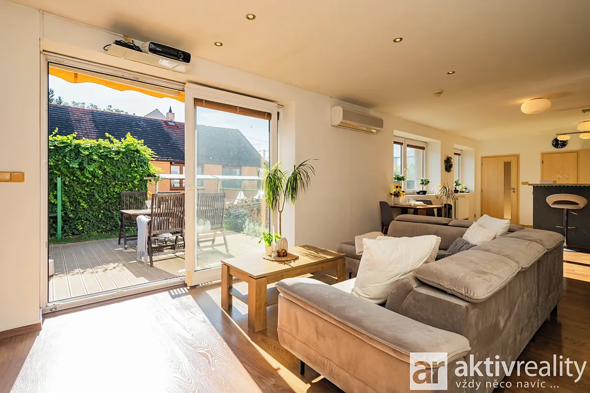 Prodej rodinného domu 116 m², pozemek 196 m²