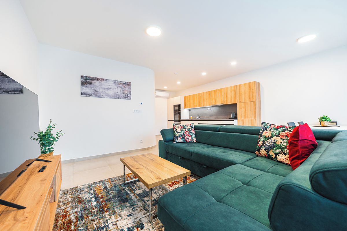 Pronájem bytu 3+kk 90 m²