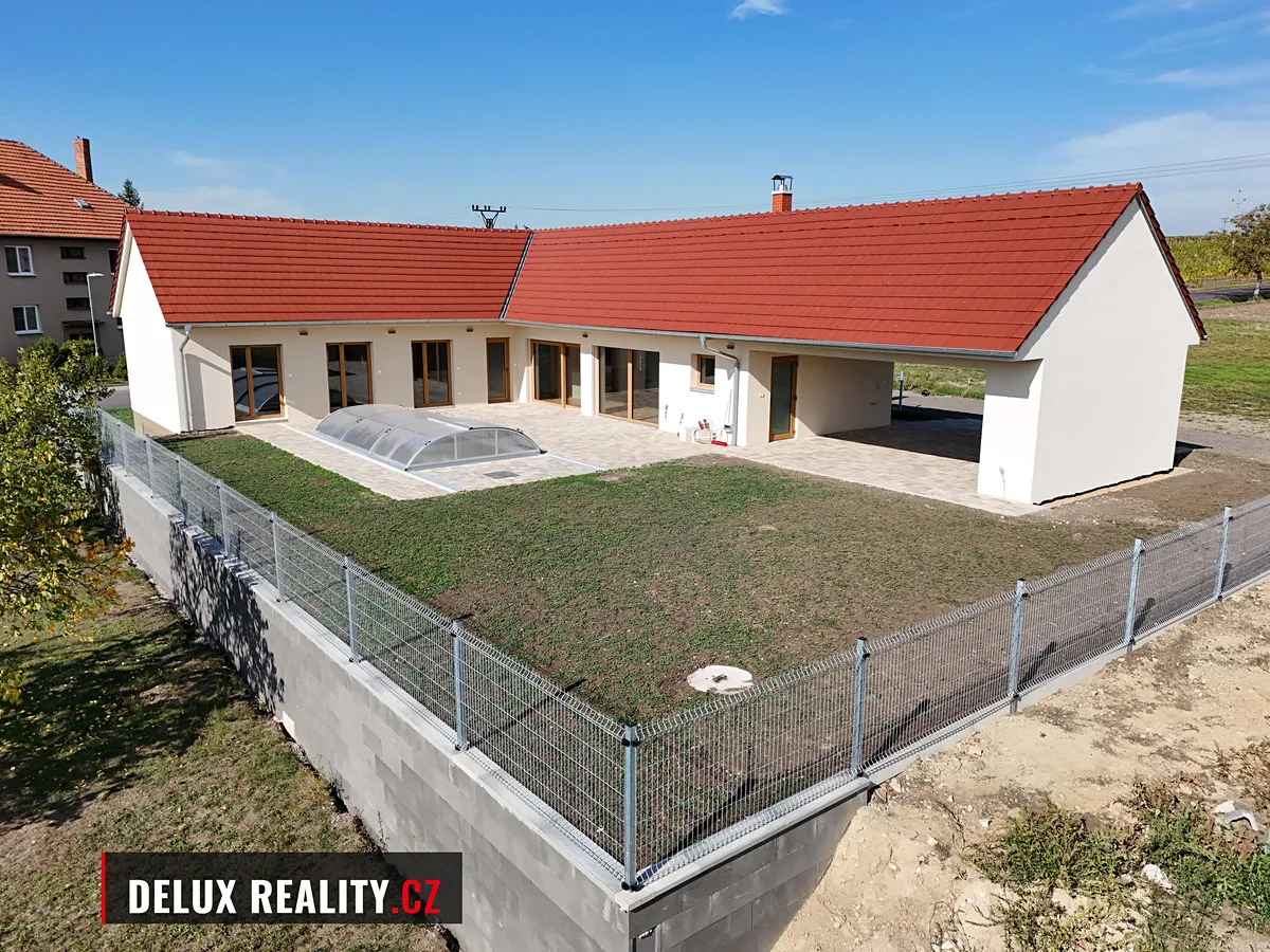 Prodej rodinného domu 175 m², pozemek 800 m²