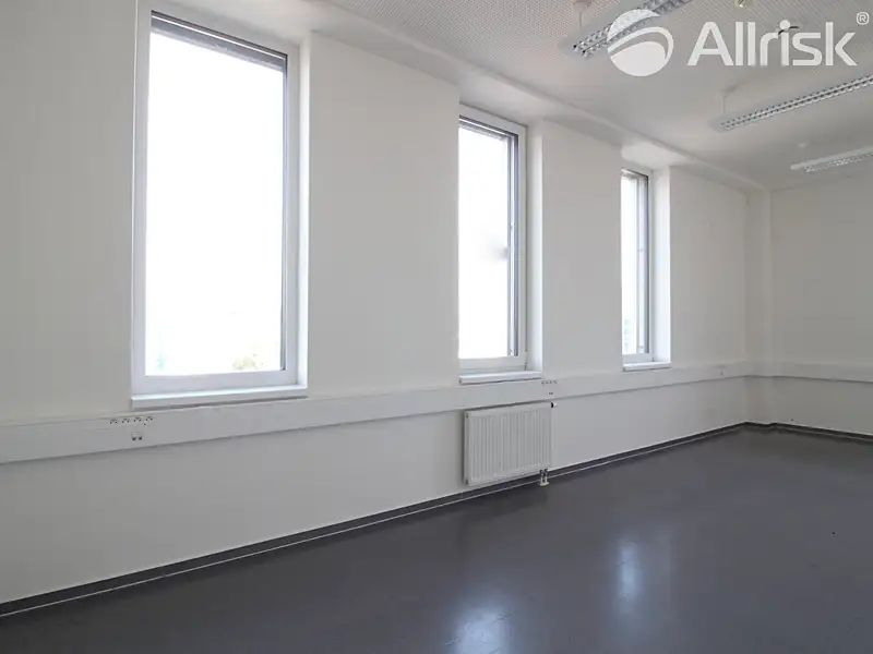 Pronájem kanceláře 18 m², Brno – náhled fotky 1