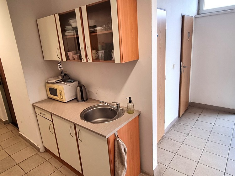Комерційне приміщення в оренду, 10 м² (6 з 7)
