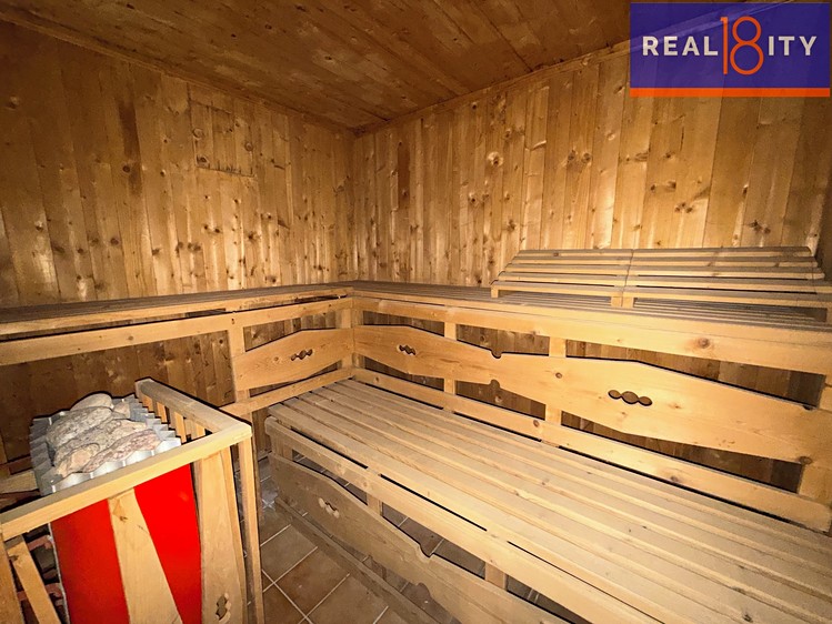 Prodej domu, 528 m² (16 z 27)