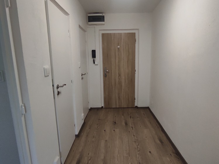 Pronájem bytu 3+1, 63 m² (5 z 10)