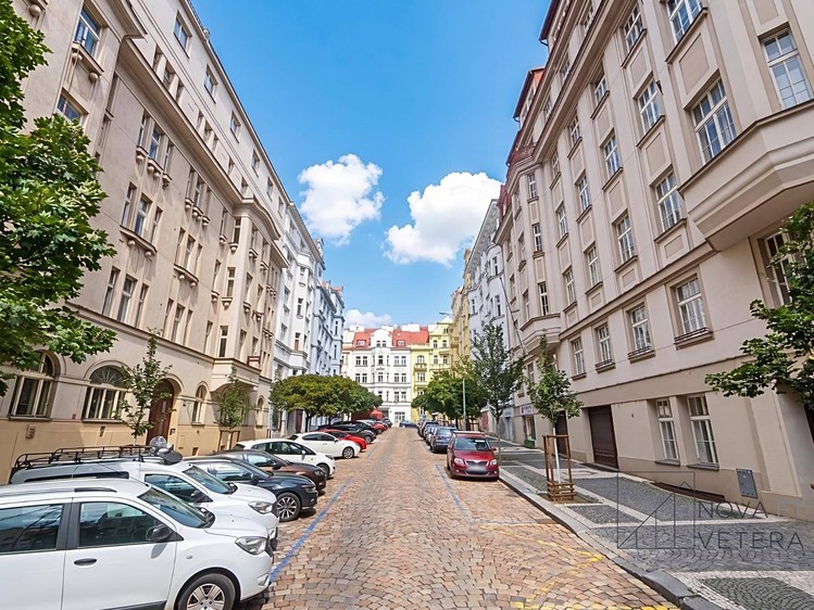 Prodej bytu 2+kk, 80 m² (32 z 37)