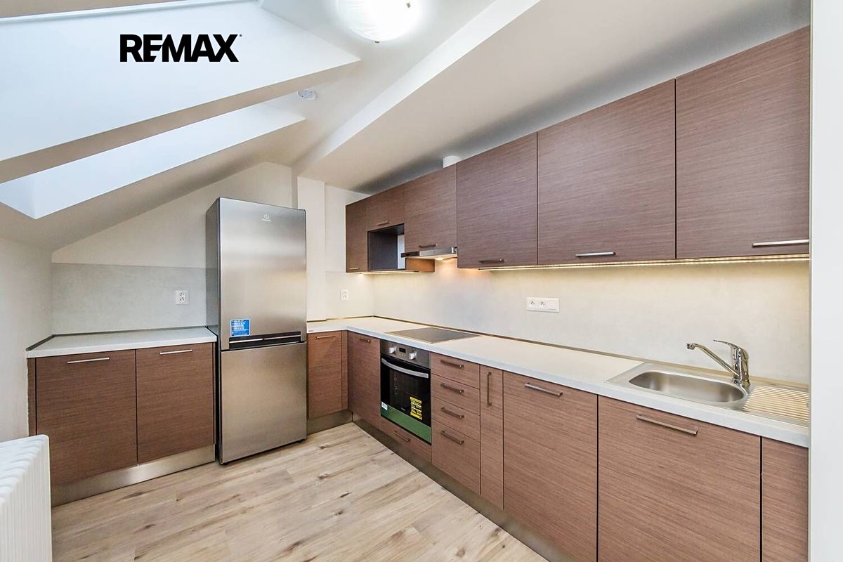 Pronájem bytu 2+kk 48 m²