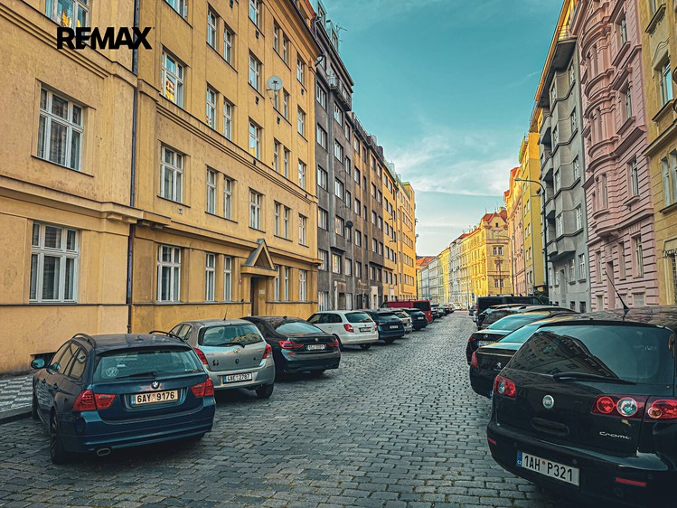 Квартира 1+kk в оренду, 27 м² (13 з 16)