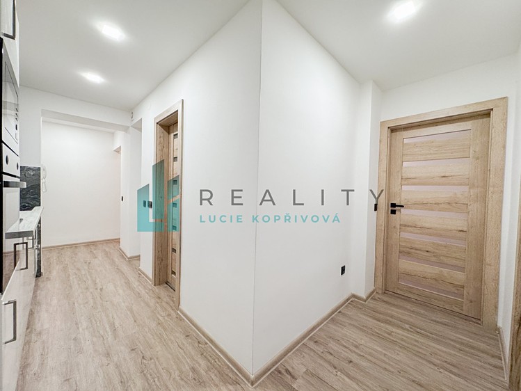 Wohnung 3+kk zum Kauf, 61 m² (9 von 19)