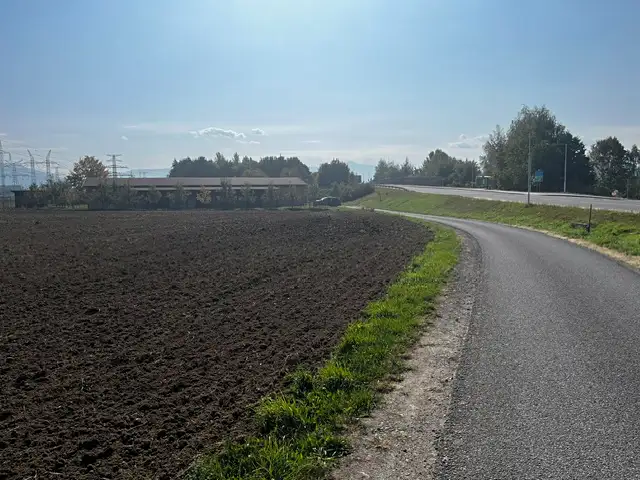 Prodej komerčního pozemku 1000 m², Dobrá – náhled fotky 3