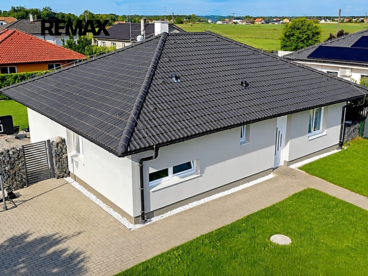 Prodej domu, 92 m² (42 z 54)