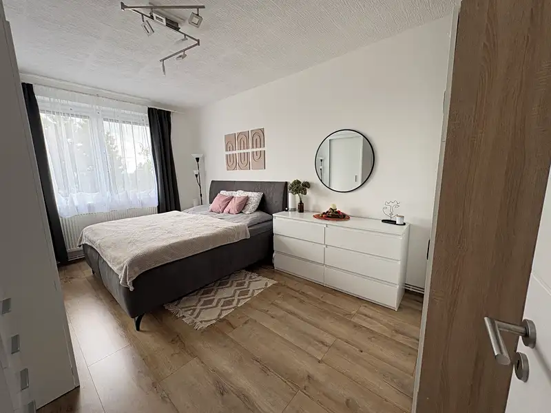 Prodej bytu 3+1 71 m², Vrbice – náhled fotky 1