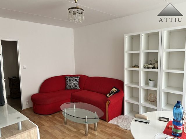 Pronájem bytu 3+1 74 m² – fotografie 3