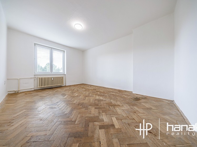 Pronájem bytu 1+1, 34 m² (7 z 13)
