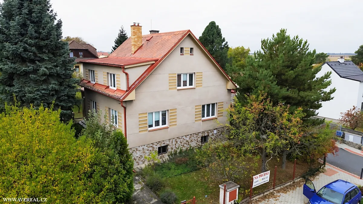 Prodej rodinného domu 266 m², pozemek 1097 m²