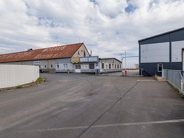 Комерційне приміщення на продаж, 3 013 м² (56 з 57)
