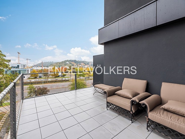 Квартира 1+kk в оренду, 39 м² (4 з 13)