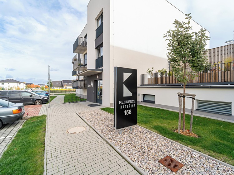 Prodej bytu 2+kk, 58 m² (2 z 28)