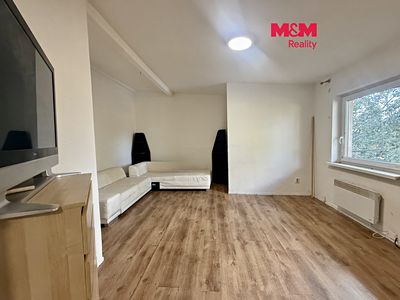Pronájem bytu 1+1 44 m²