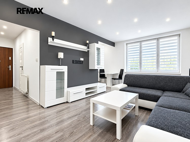 Wohnung 2+1 zur Miete, 52 m² (1 von 43)