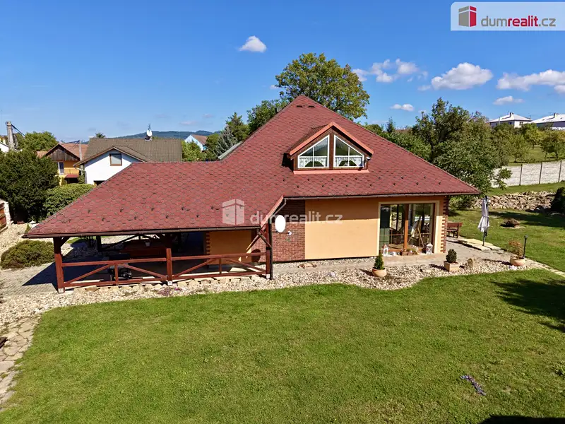 Prodej rodinného domu 200 m², pozemek 2055 m², Žeranovice – náhled fotky 2