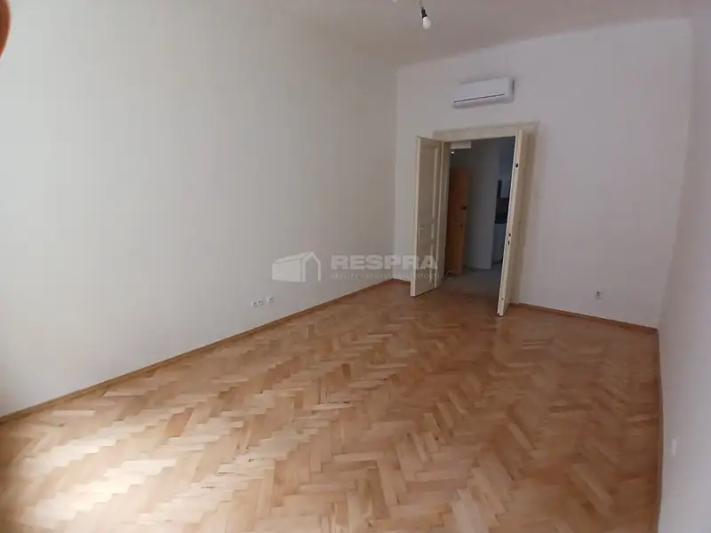 Pronájem bytu 1+1 50 m², Praha – náhled fotky 3