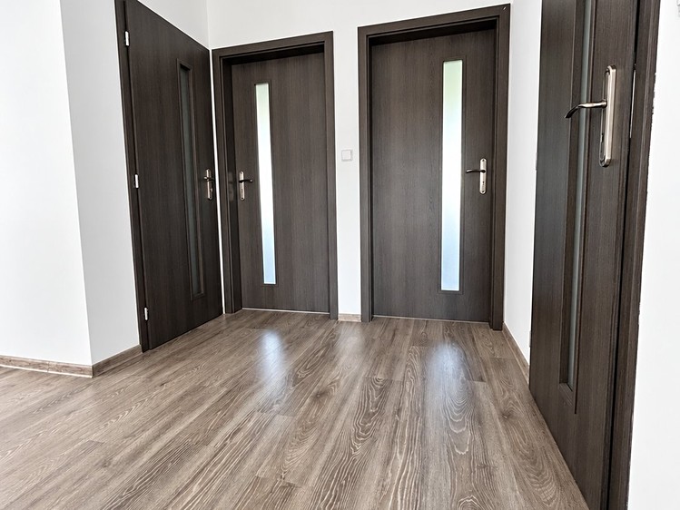 Prodej domu, 107 m² (11 z 18)