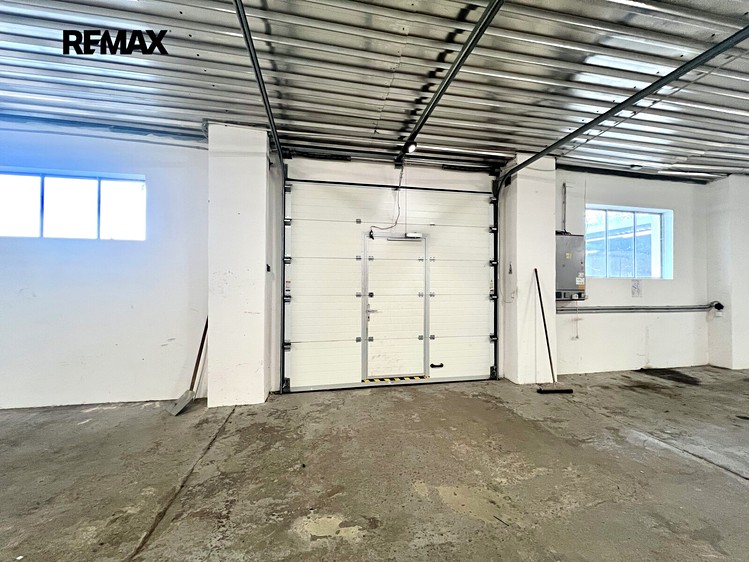 Pronájem komerčního prostoru, 368 m² (4 z 15)