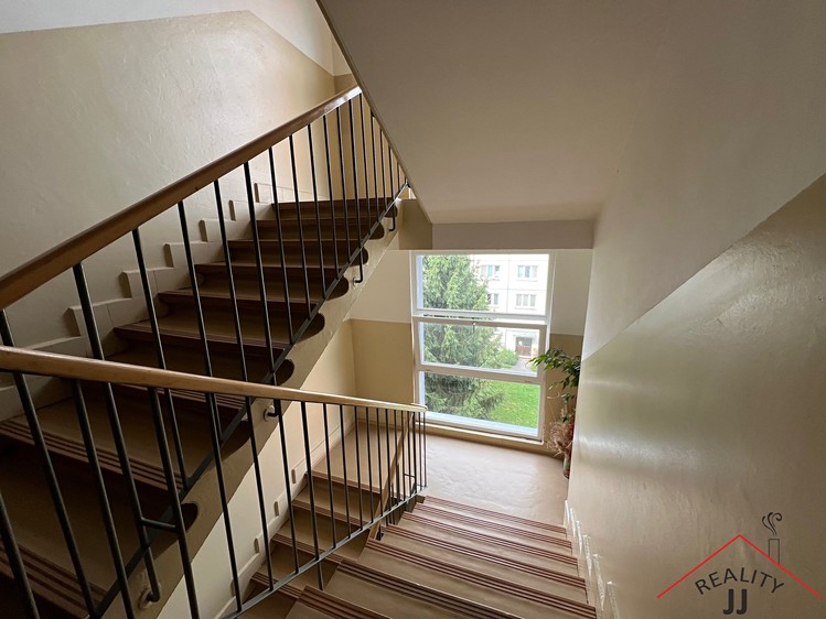 Pronájem bytu 2+1, 57 m² (10 z 13)