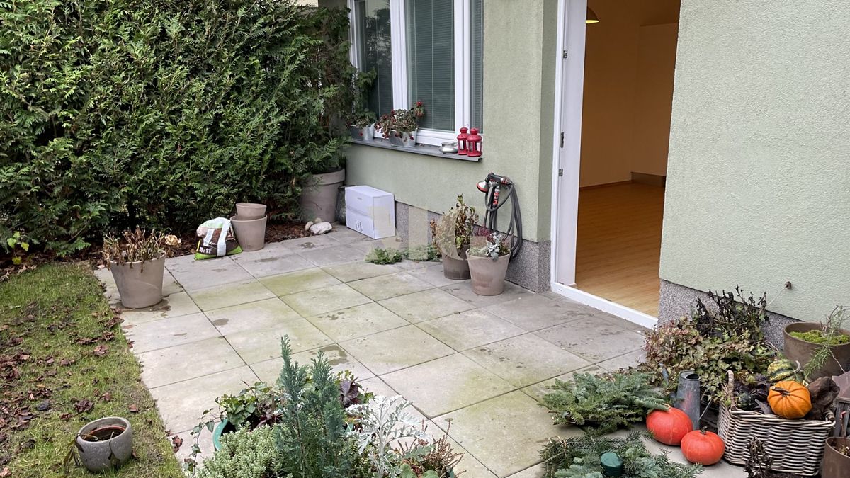 Pronájem bytu 1+kk 54 m² – fotografie 2