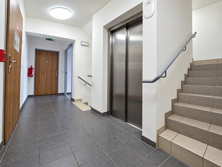 Квартира 2+kk на продаж, 66 м² (30 з 36)