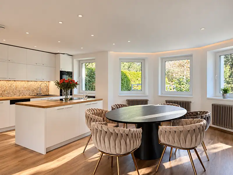 Pronájem rodinného domu 270 m², pozemek 730 m², Průhonice – náhled fotky 1