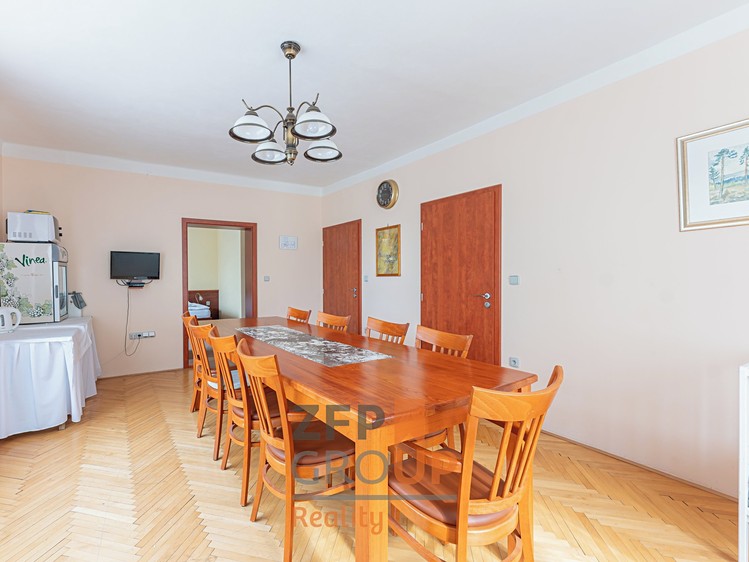 Комерційне приміщення на продаж, 763 м² (27 з 31)