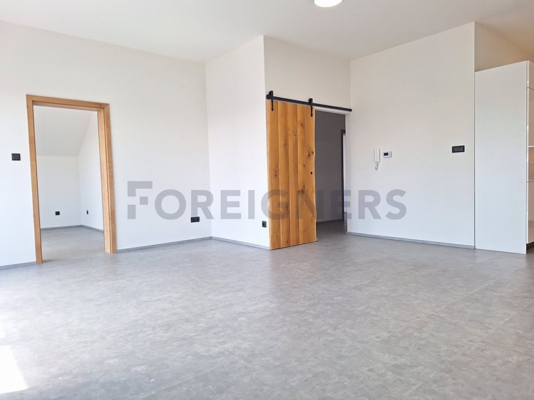 Квартира 3+kk в оренду, 88 м² (2 з 8)