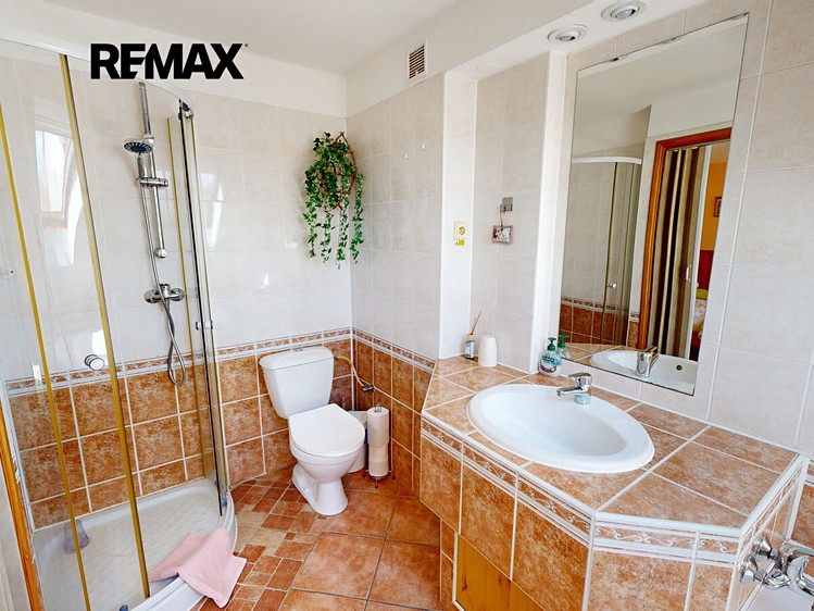 Будинок на продаж, 281 м² (17 з 43)