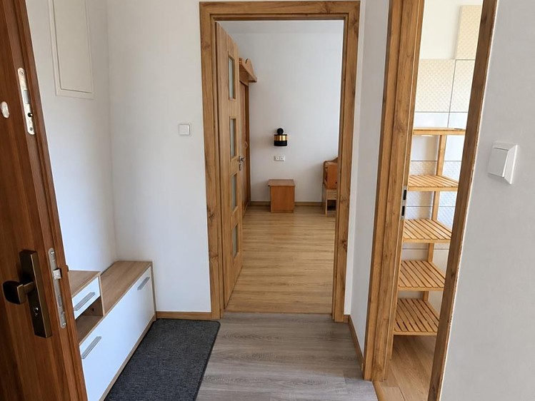 Pronájem bytu 2+1, 58 m² (10 z 15)