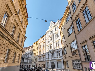 Prodej komerčního prostoru, 21 m² (3 z 14)