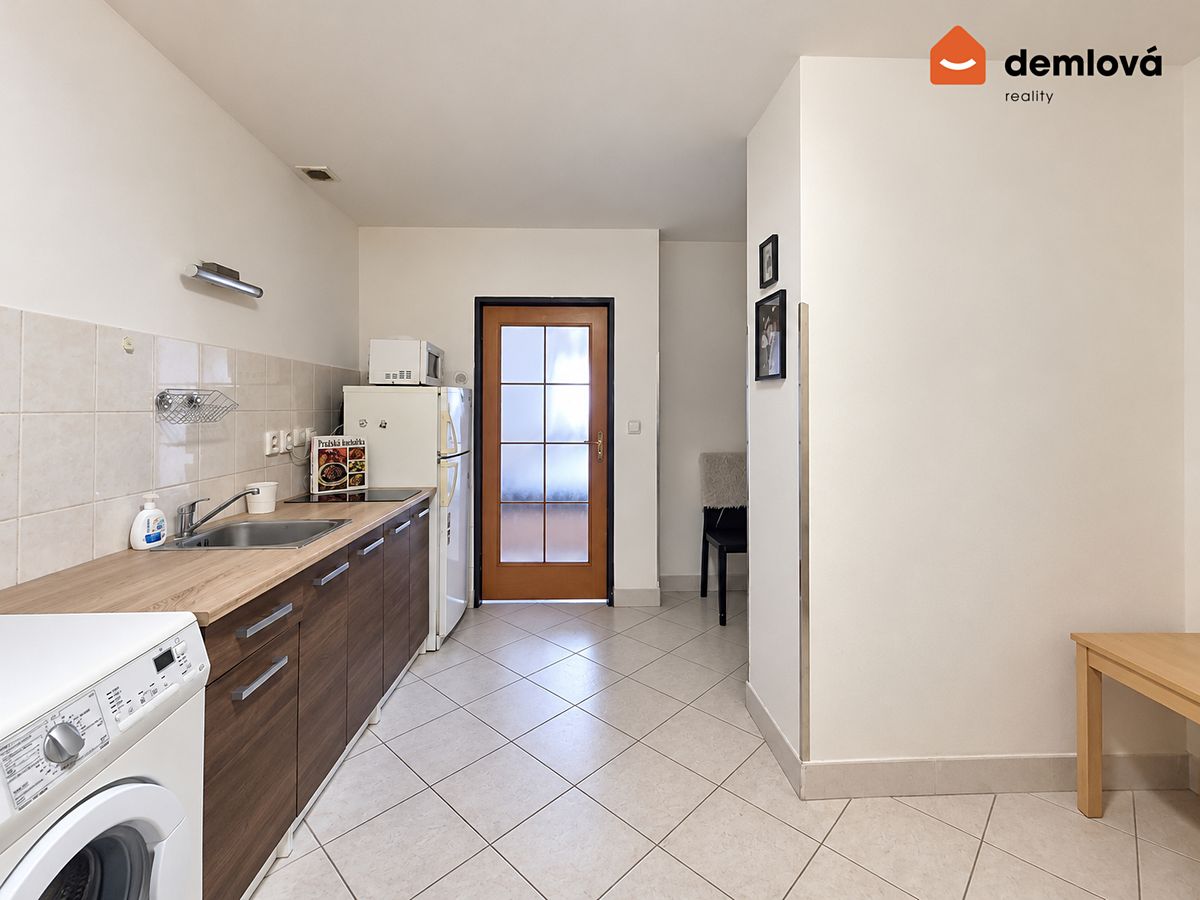 Pronájem bytu 1+1 40 m²