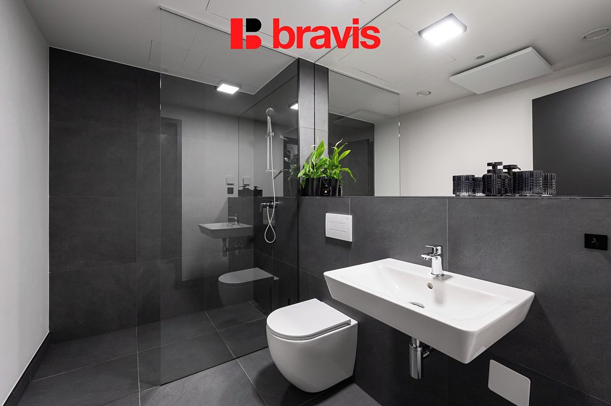 Pronájem bytu 1+kk 35 m² – fotografie 2