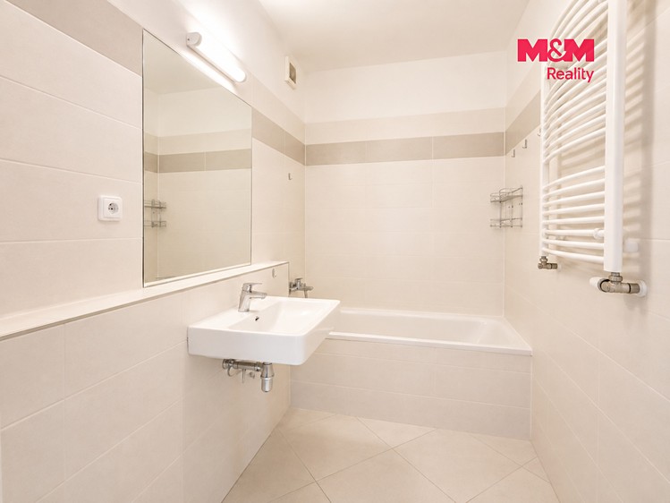 Квартира 4+kk на продаж, 104 м² (14 з 20)