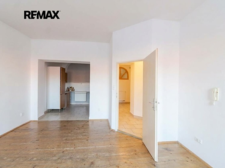 Квартира 2+kk в оренду, 67 м² (4 з 7)