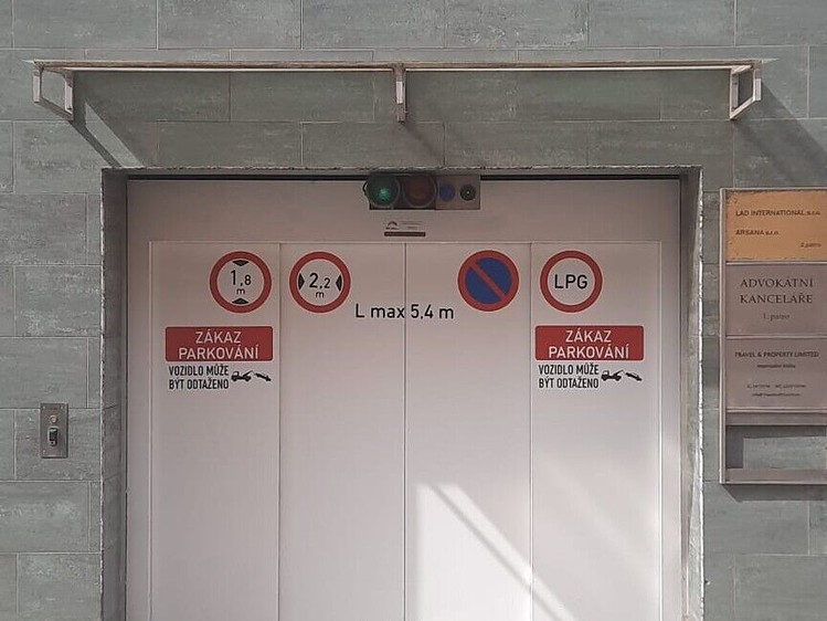 Prodej nemovitosti, 15 m² (2 z 3)