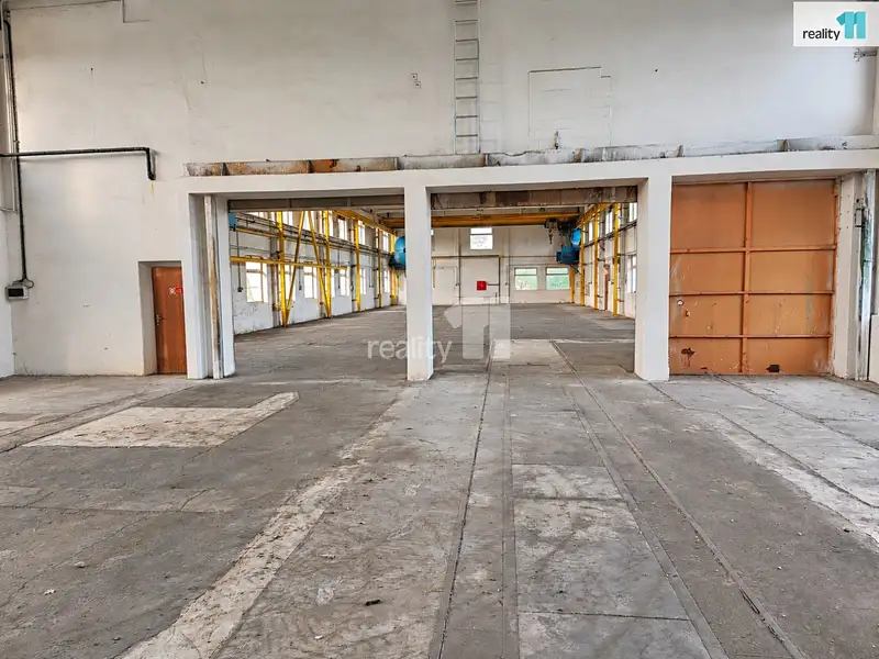 Pronájem skladového prostoru 710 m², Smidary – náhled fotky 2